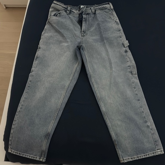 Light Wash Relaxed Wide-Leg Jeans - Picture 1 of 2